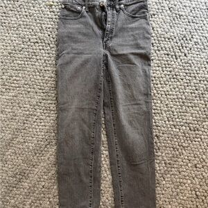 Madewell Dark Gray Denim “the perfect vintage straight jean” size 28